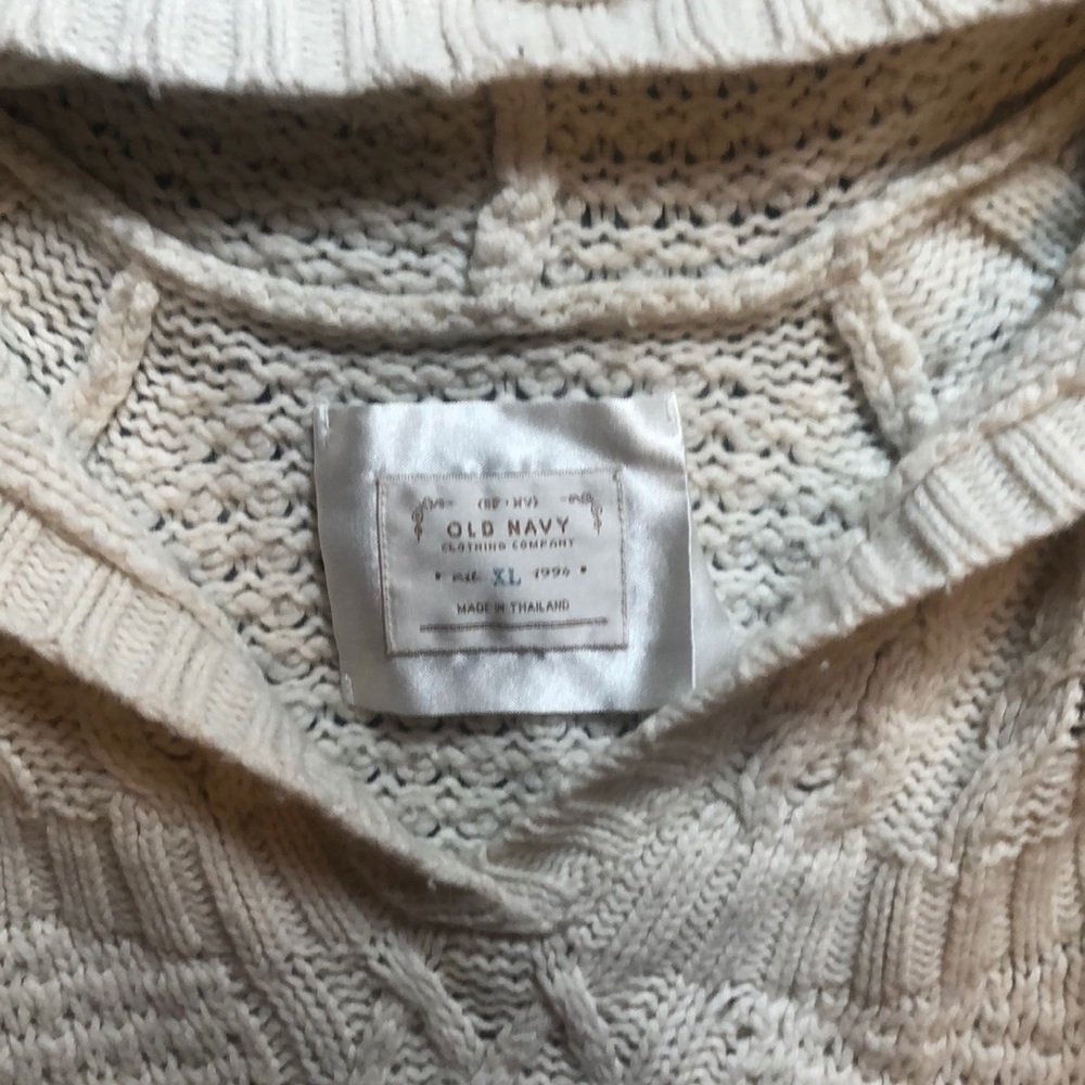 Old navy XL sweater with hood